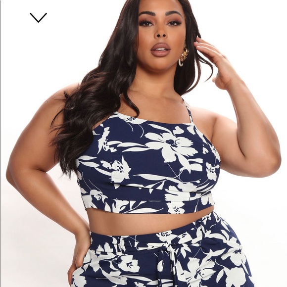 Blue floral palazzo pants with halter set - Picture 2 of 4